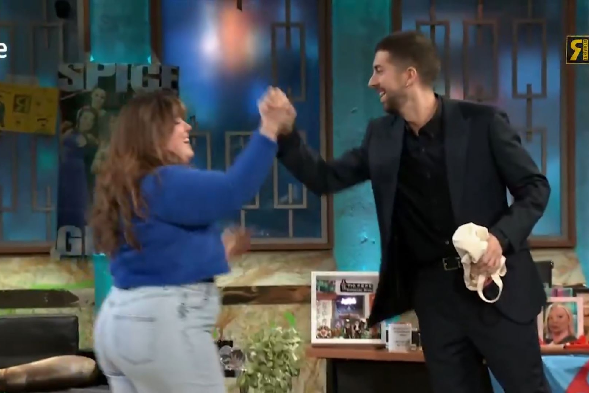 坚持在比赛 坚持在比赛