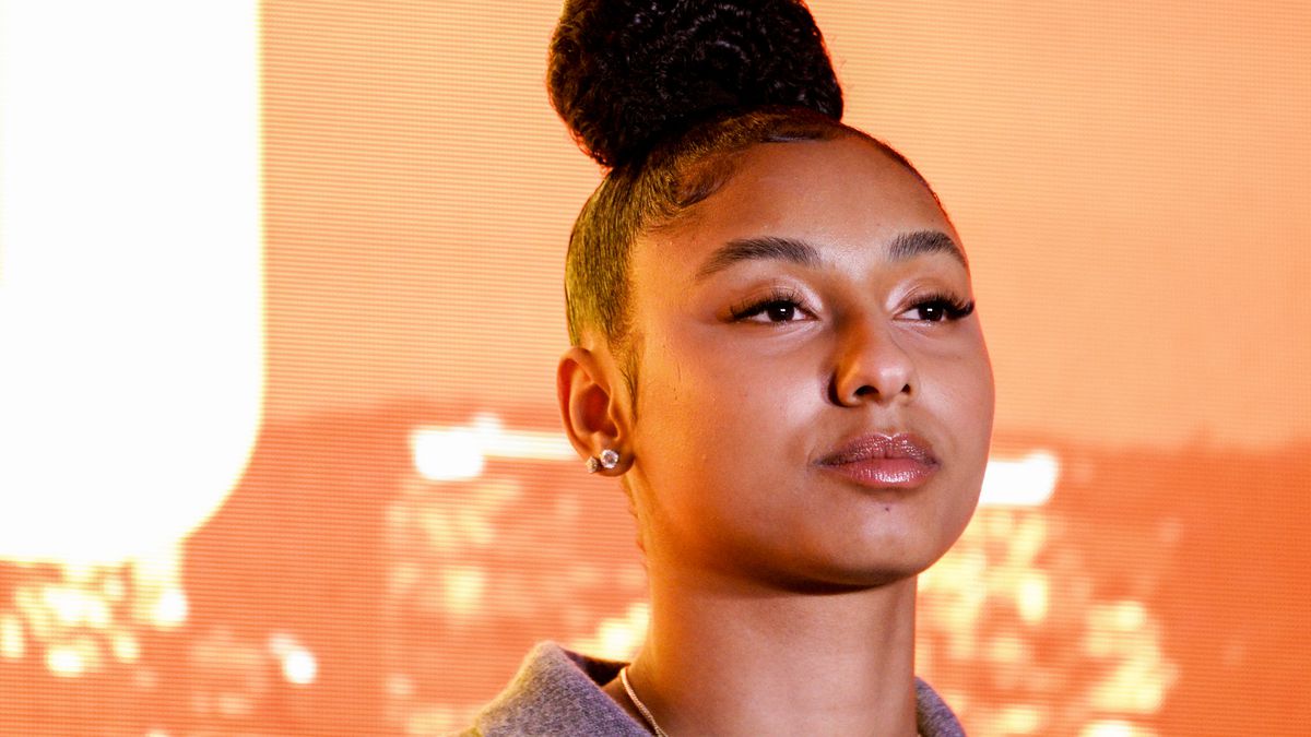 但她们展示 但她们展示