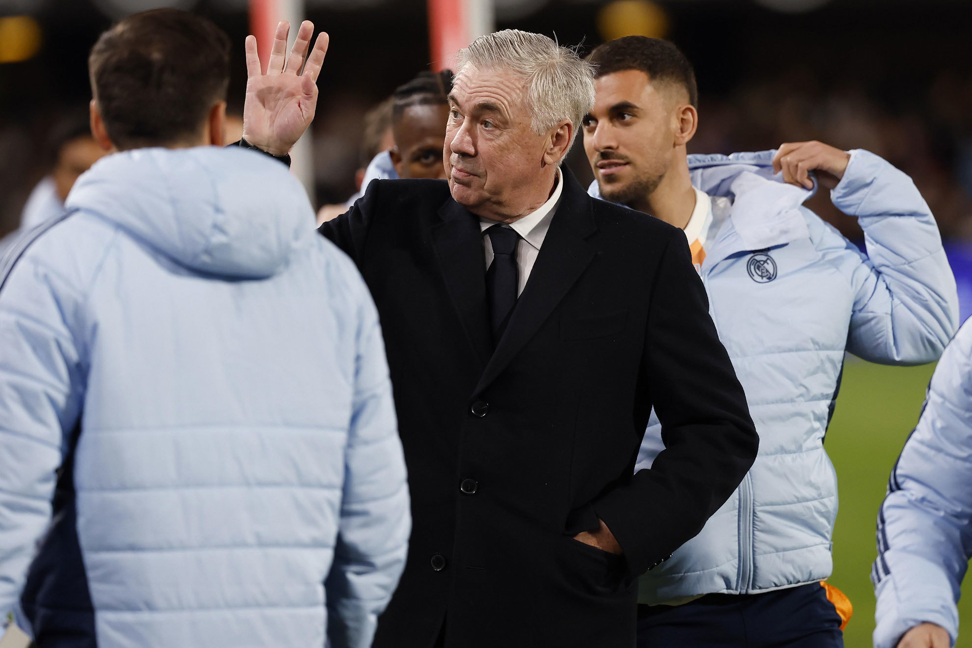 的自信与敏 的自信与敏