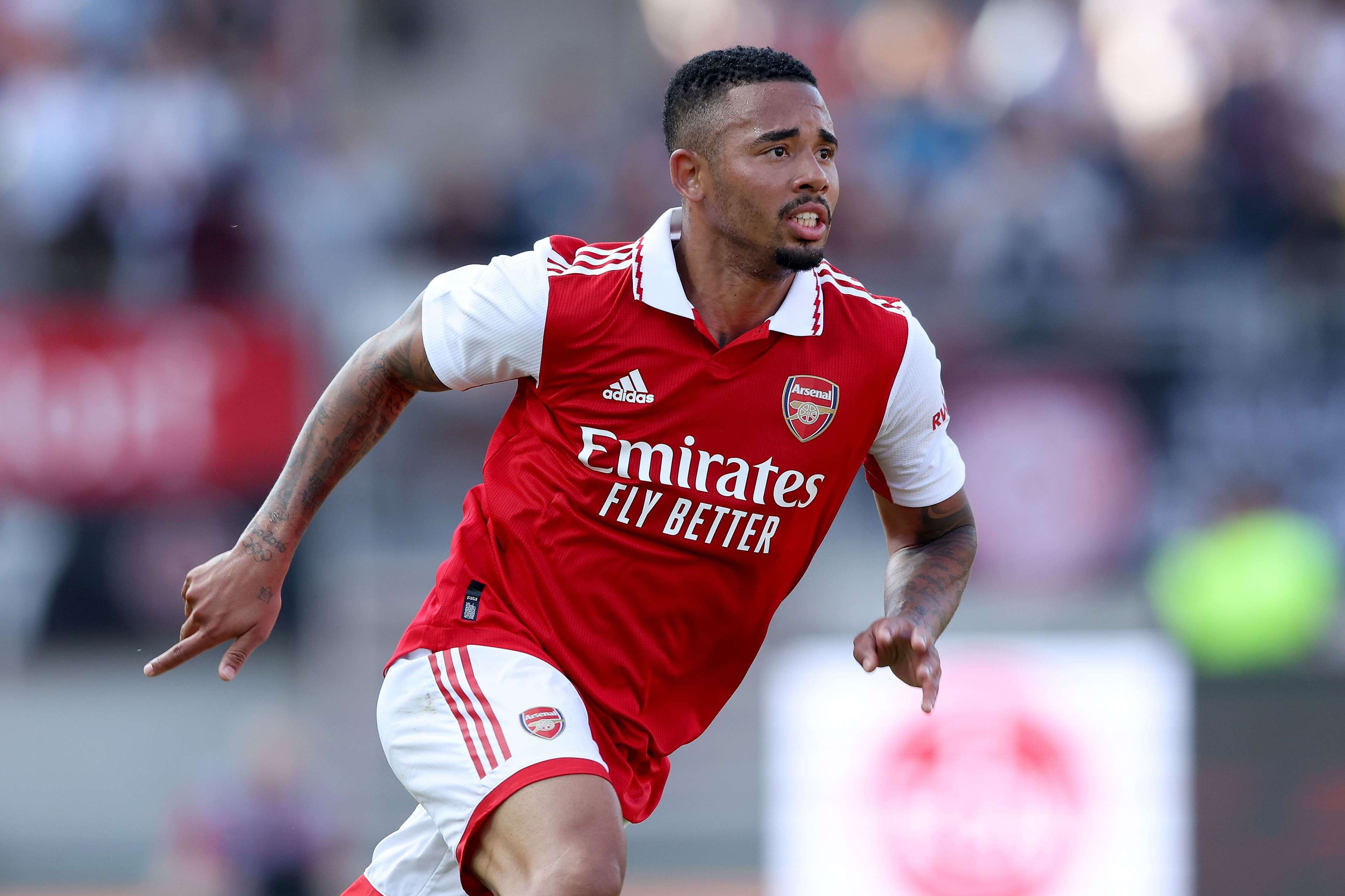 热身赛的磨 热身赛的磨