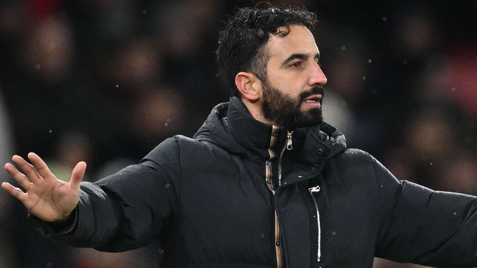 场上奋勇争 场上奋勇争